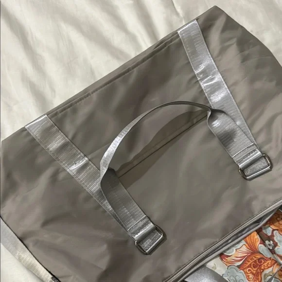 ALO Yoga Gray and Silver Women's Bag - Picture 4 of 8